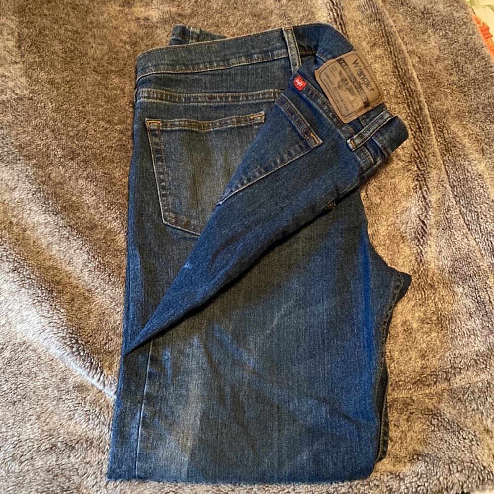 Wrangler Jeans - Picture 5 of 5